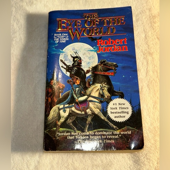 Eye Of The World by Robert Jordan 1990, Mass Market, Paperback - Picture 1 of 13